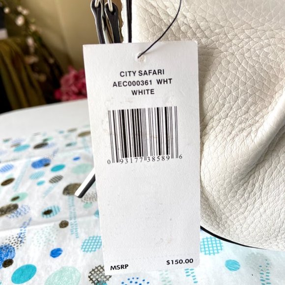 CALVIN KLEIN CITY SAFARI WHITE HOBO FREE SHIPPING! - Picture 6 of 14